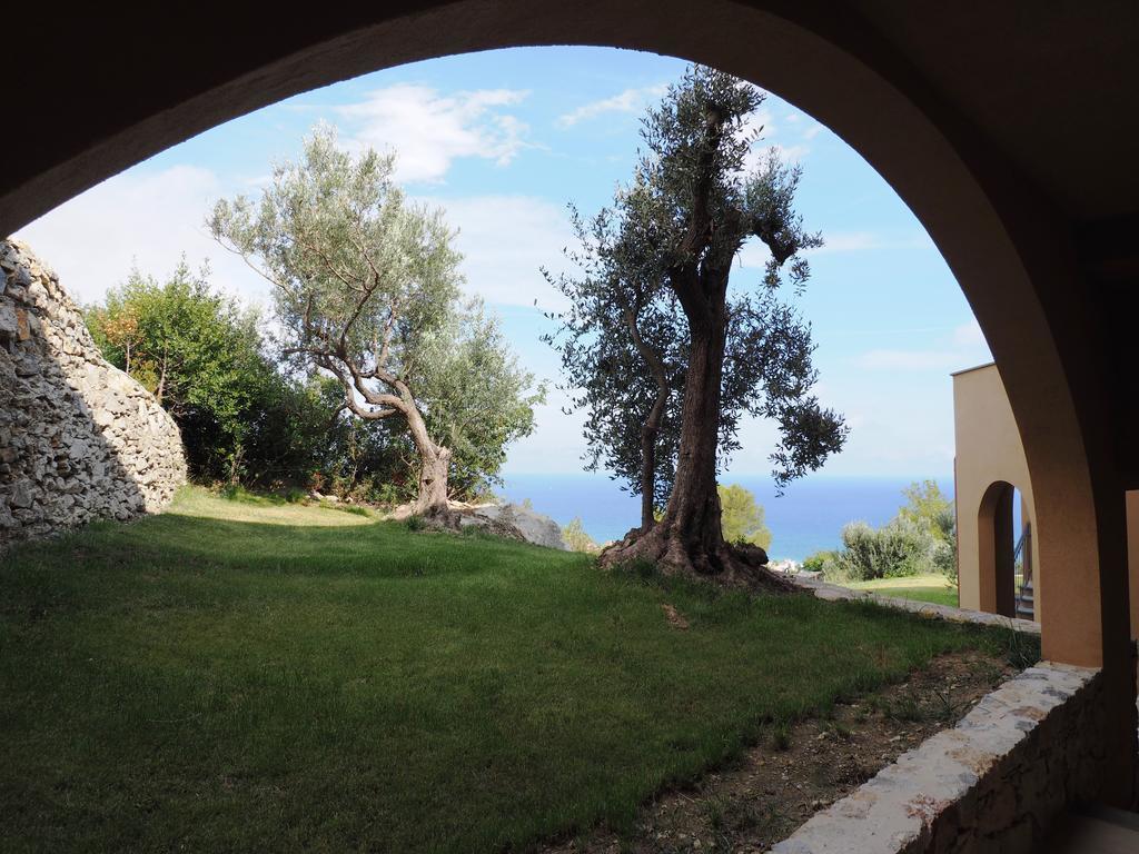 Agriturismo "I Castellari" Pietra Ligure Exteriér fotografie