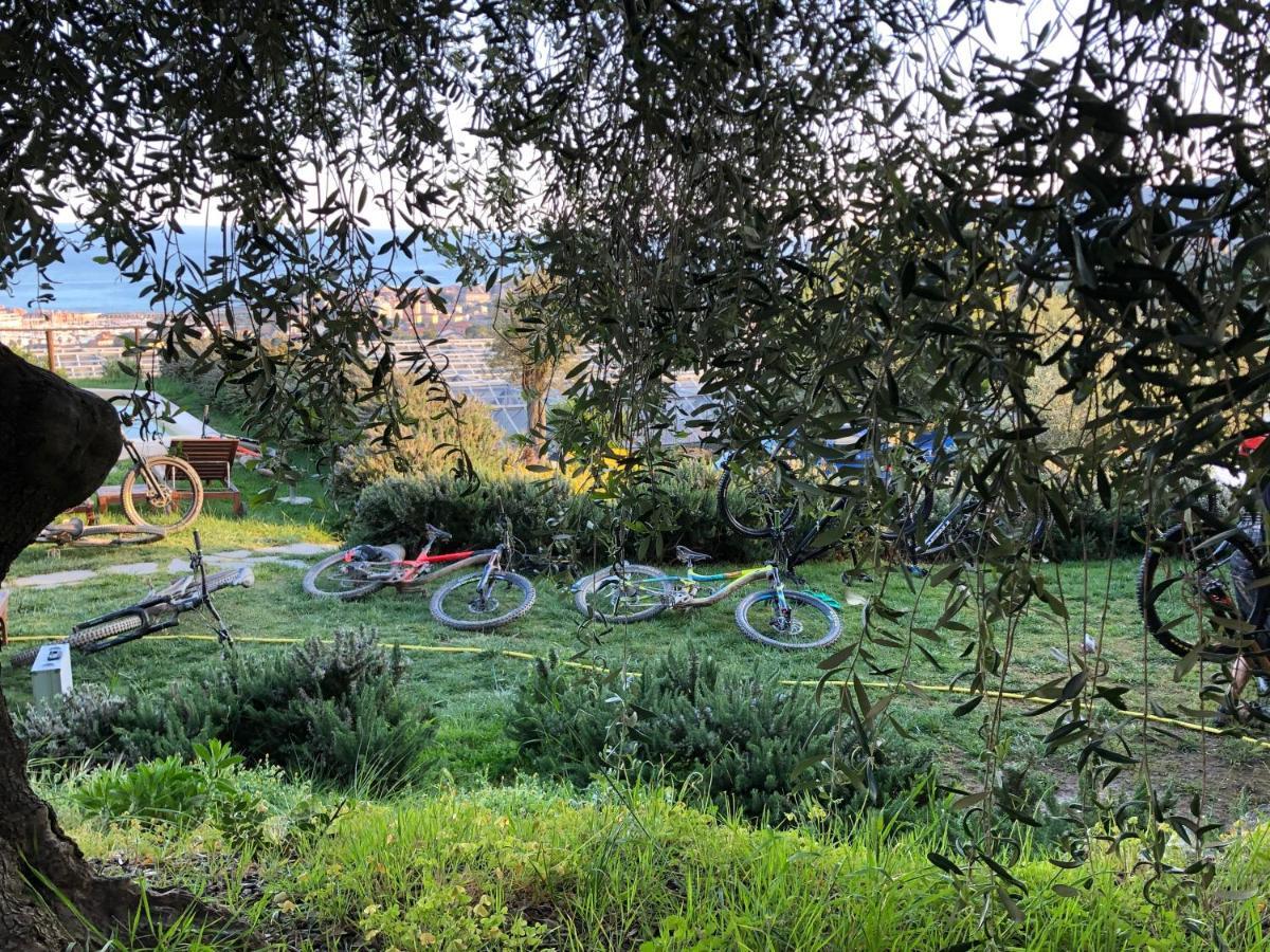 Agriturismo "I Castellari" Pietra Ligure Exteriér fotografie